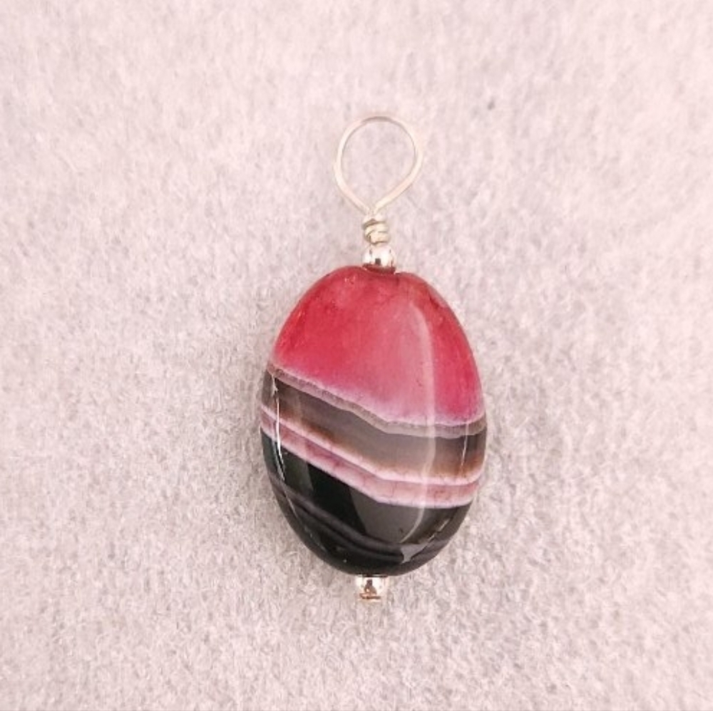 Artisan Onyx Agate Garnet Pendant